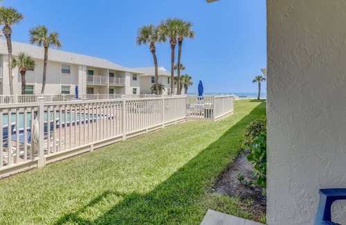 Historic District Condo | Couples Retreat at Colony Beach Club