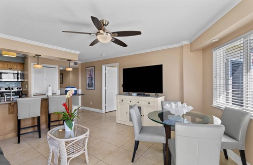 Tavernier Condo | Couples' Retreat 1BR w/Pool & Ocean View
