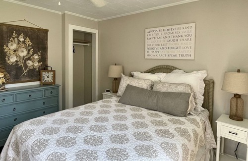 Core Creek Cottage | Couples retreat! Enjoy this newly remodeled hidden gem.
