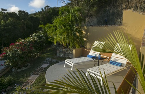Estate Freemans Ground Villa | COUPLES RETREAT, HUGE OCEAN VIEWS, FREE KAYAKS & PADDLE BOARDS