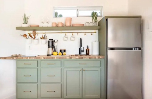 Fredericksburg House | Couples Retreat, Private Hot Tub, Stars & Outdoor Shower