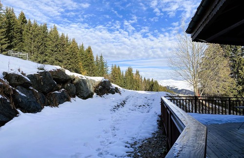 Courchevel Apartment | Courchevel 1850 - 4 people : Bellecôte skis on, bed linen, towels, wifi
