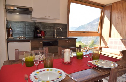 Le Praz Apartment | Courchevel Le Praz - Ski on foot - View and light