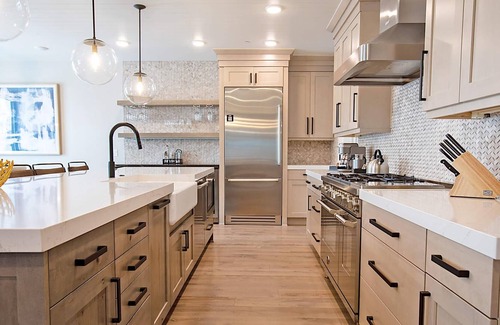 Park City Resort | Courchevel Penthouse with Stunning Views | Chef's Kitchen, and Onsite Amenities