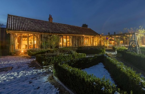 Ipswich House | Court Barn, Stoke By Nayland