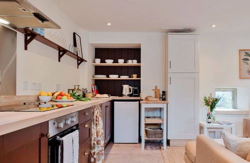 Painswick House | Courtside Cottage by Interhome