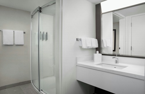 Bloomington Hotel | Courtyard by Marriott Bloomington