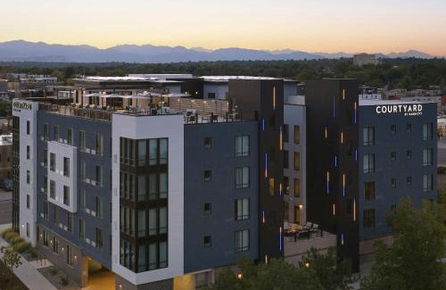 Sun Valley Hotel | Courtyard by Marriott Denver Downtown West