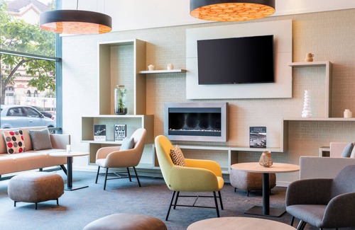 Saint-Denis Hotel | Courtyard by Marriott Paris Saint Denis