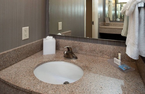 High Point Hotel | Courtyard by Marriott High Point
