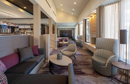 White Station Hotel | Courtyard by Marriott Memphis East/Park Avenue