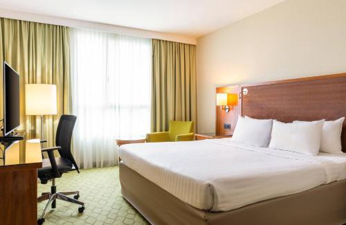 Saint-Denis Hotel | Courtyard by Marriott Paris Saint Denis