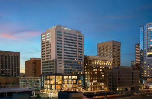 Downtown Phoenix Hotel | Courtyard by Marriott Phoenix Downtown