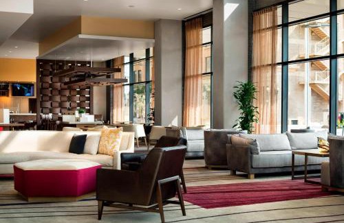 Downtown Phoenix Hotel | Courtyard by Marriott Phoenix Downtown