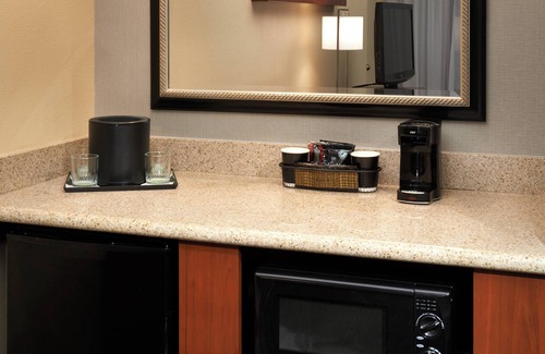 Rockford Hotel | Courtyard by Marriott Rockford