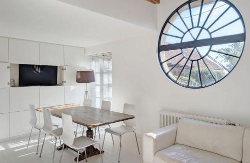 Pulborough House | Courtyard Cottage, Pulborough