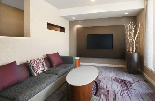 Las Colinas Hotel | Courtyard Dallas Las Colinas