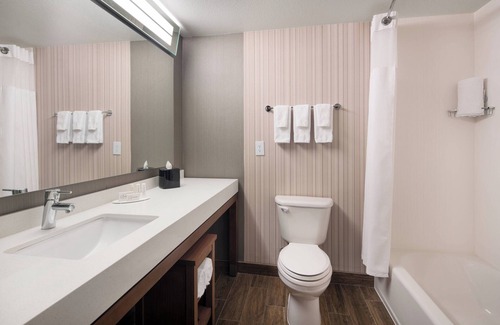 Gateway Hotel | Courtyard Denver Airport at Gateway Park