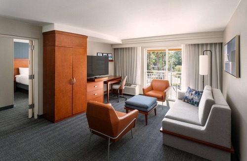 Orange Park Hotel | Courtyard Jacksonville Orange Park