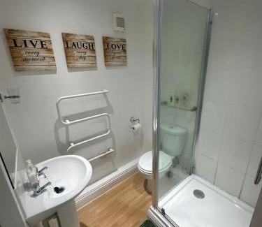Welbury Apartment | Courtyard Rooms 1-Bed Studio Sleeps 2 Pets Ok