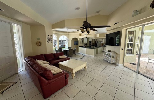 Palm River Estates House | Courtyard villa close to the beach on the river with sea access, lots of privacy, south-facing