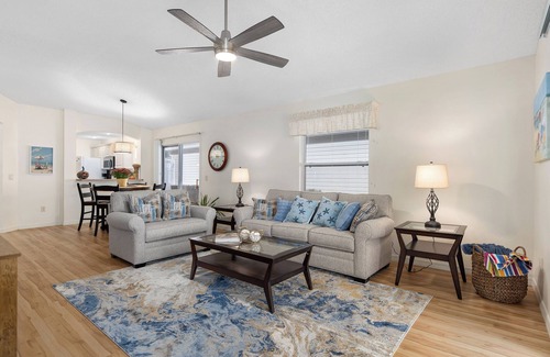 Duval House | Courtyard Villa in The Villages – Private Yard, Free Golf Cart & Access to Pools