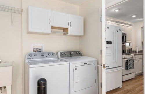 Duval House | Courtyard Villa in The Villages – Private Yard, Free Golf Cart & Access to Pools