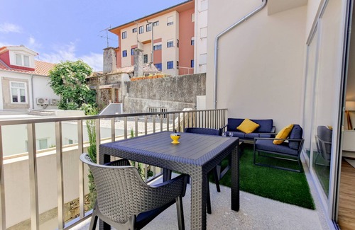 Viana do Castelo Apartment | Coutinho's Apartment - City Centre Apt with Balcony