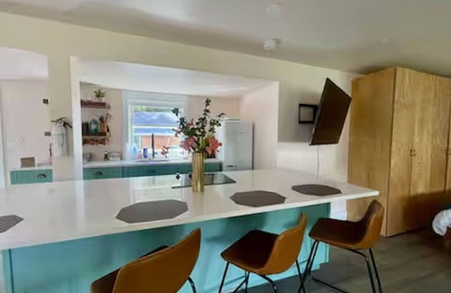 Ellenville Cabin | Cove - King Bed Escape w/Hot Tub, Unit A