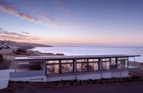 Penneshaw Apartment | Cove Landing Marina Apartments CL01-Apt:1,2,3 Sleeps 12
