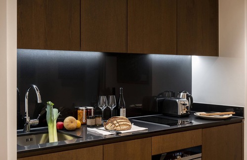 Canary Wharf Apartment | Cove Landmark Pinnacle