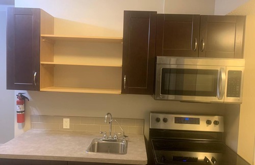 Northwest Calgary House | Cove On A Hill - Entire (2Bdrm & Full Bath) Basement Suite