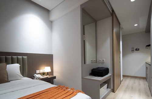 Semanggi Hotel | Cove The Day