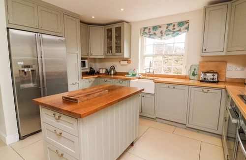 Horsehouse House | COVERCOTE, pet friendly, with open fire in Leyburn