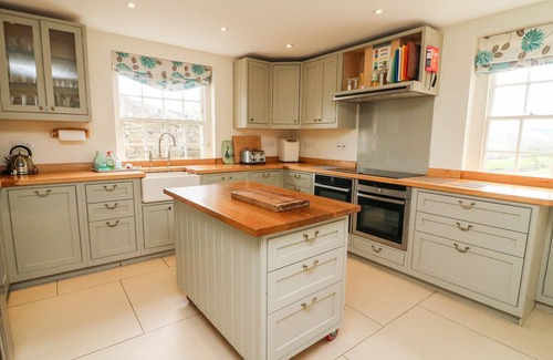 Horsehouse House | COVERCOTE, pet friendly, with open fire in Leyburn