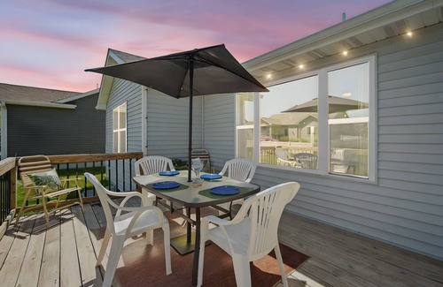 Winterset House | Covered Bridge Haven - 3-bedroom house with themed rooms in Winterset