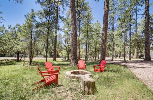 Strawberry House | Covered Deck, Private Acreage Log Cabin in Pine
