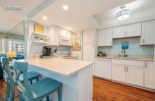Moorings Condo | Coveted Naples Continental Club - Directly on the beach