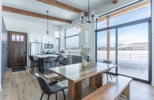 Whitefish Cabin | Cow Creek Cabin Guesthouse, Whitefish Mt