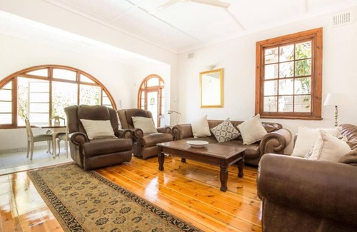 Essenwood Bed & Breakfast | Coweys Corner