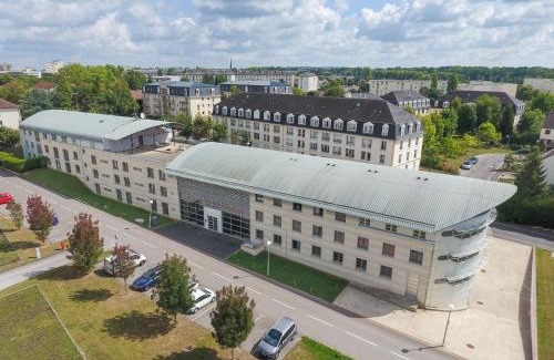 Camp de Royallieu Apartment | Cowool Compiègne
