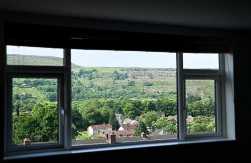 Rossendale Apartment | Cowpe Lowe View House