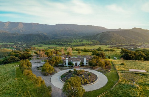 Santa Ynez House | Coyote Hills Ranch & Vineyard with pool & spa!