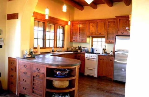 Valdez House | Coyote Mountain cabin retreat, serene exclusive privacy in the tall pines