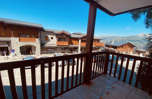 Vallandry Apartment | Cozy apartment for 6, near slopes, includes parking
