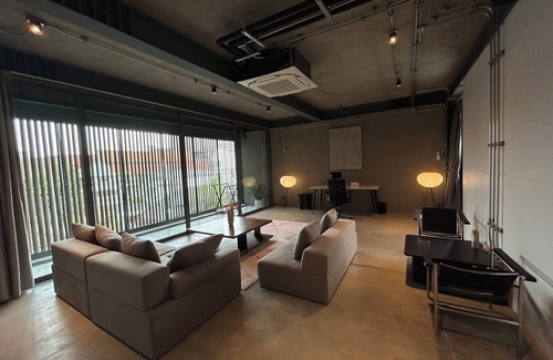 Huay Kaew Villa | Cozy loft-style rooms, private baths, free Wi-Fi, A/C, and shared spaces.