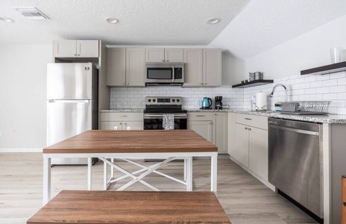 Lake Eola Heights Apartment | Cozy 1 BDR Apt in Orlando Historic District