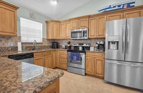 Bonita Springs Villa | Cozy 1 bdrm, Walk to Sugarshack & Coffee shop, Ice Cream, 3 Mi to Beach