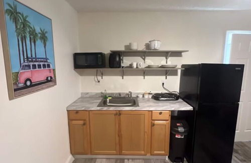 Port Saint Lucie Apartment | Cozy 1 bedroom and 1 bath apartment in Port St. Lucie with Kitchen, WiFi, AC