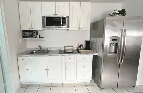 Lake Worth Corridor Apartment | Cozy 1. bedroom apartment in nice Greenacres with AC